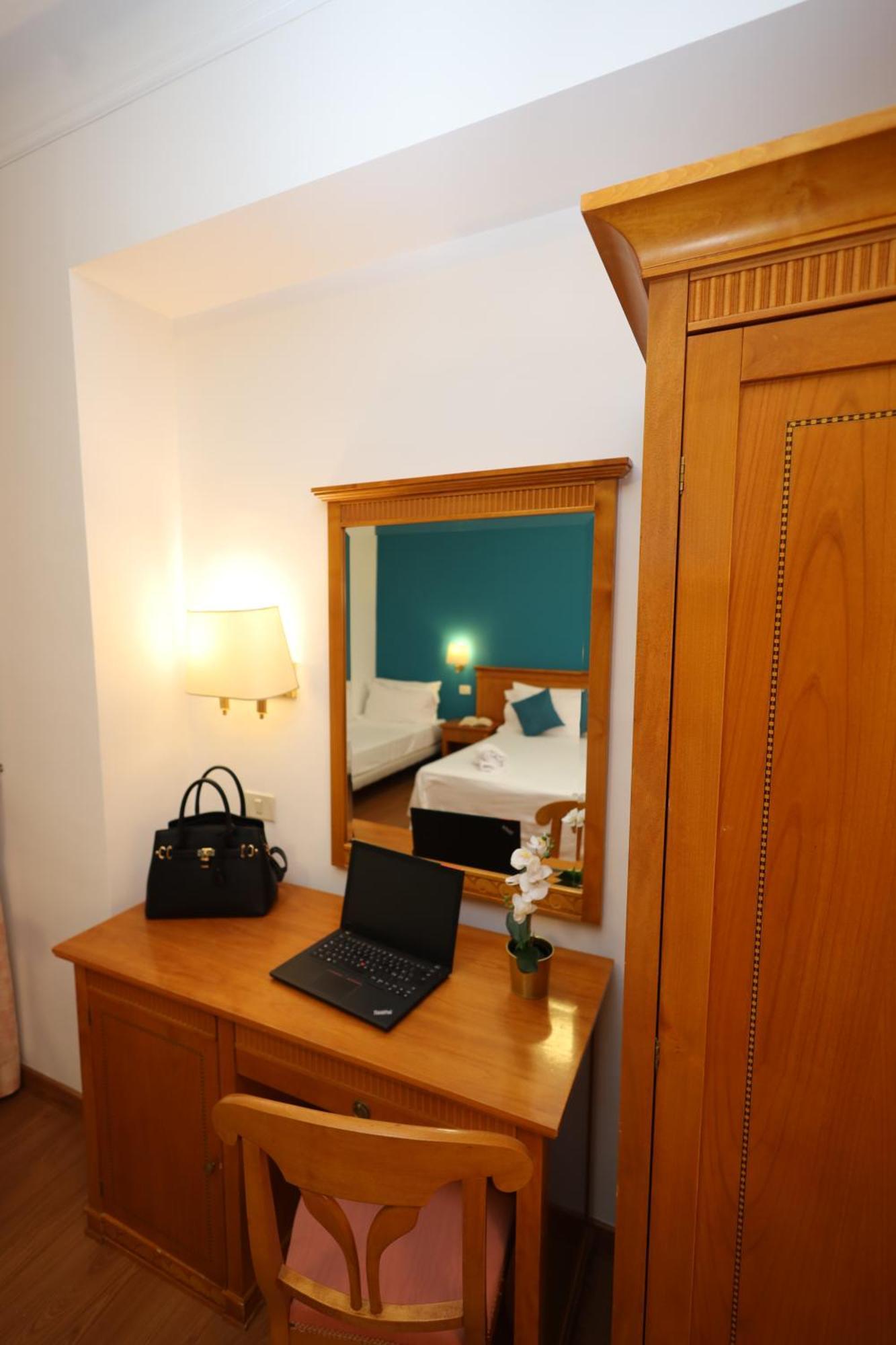 Hotel Majestic