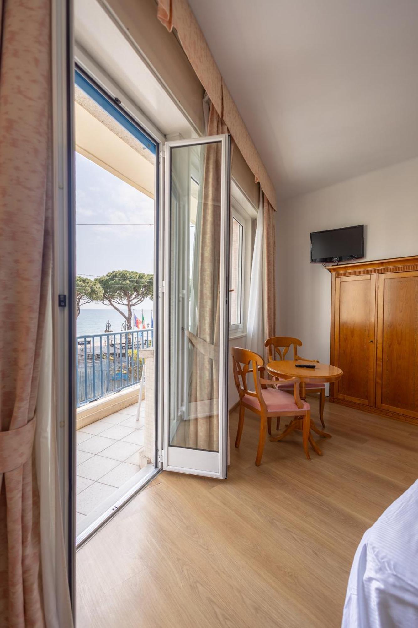 Majestic 4* Alassio